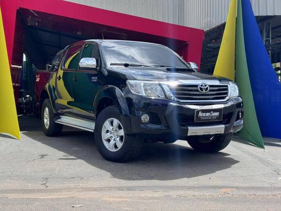 TOYOTA HILUX 3.0 SRV 4X4 CD 16V TURBO INTERCOOLER DIESEL 4P AUTOMÁTICO TOYOTA HILUX 3.0 SRV 4X4 CD 16V TURBO INTERCOOLER DIESEL 4P AUTOMÁTICO